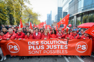 Groupe Socialiste du Parlement de Wallonie - Vidéo - Manifestation contre le gouvernement MR-NVA